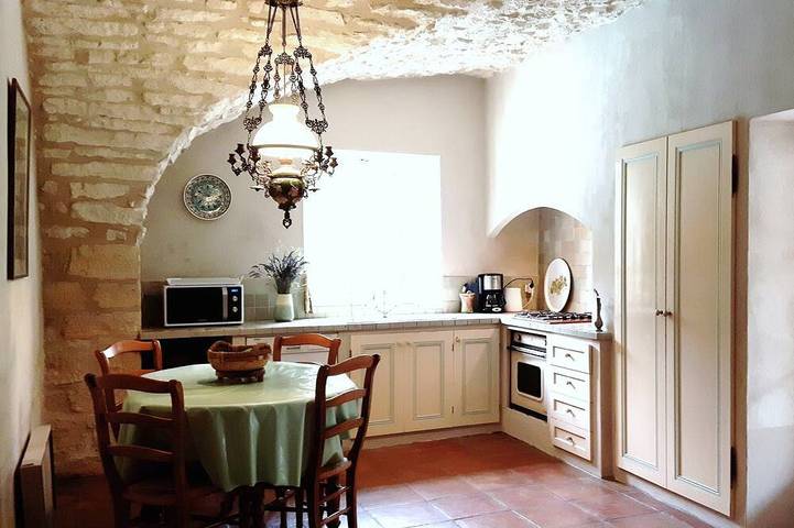 Gîte pour 9 personnes, avec piscine et jardin à Blauzac - 3