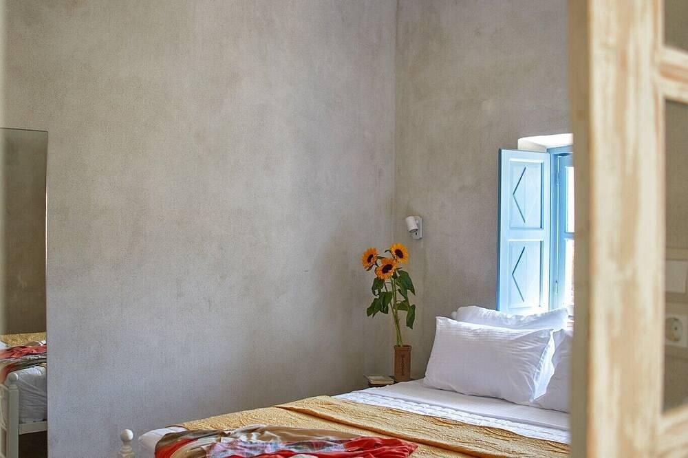 318 Oia Villa in Ormos Ammoudiou, Oia