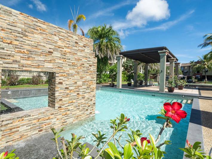 Holiday apartment for 2 people, with balcony and pool as well as garden, child-friendly - 1