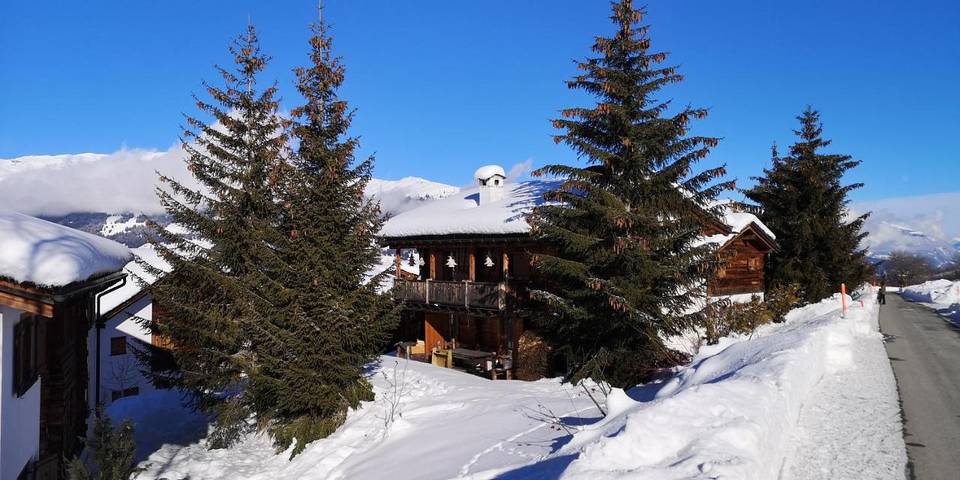 Ferienhaus für 6 Personen, mit Balkon und Terrasse sowie Garten und Sauna