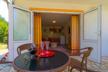 Ferienwohnung für 4 Personen, mit Balkon/Terrasse in Barbat na Rabu