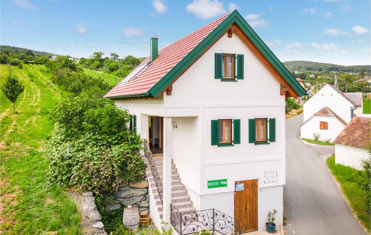 Ferienhaus für 8 Personen, mit Terrasse in Rechnitz