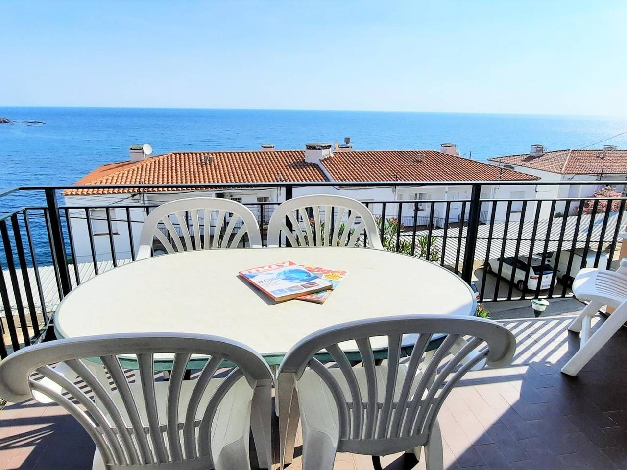 Appartamento intero, Family apartment 2 bedrooms with sea view terrace and parking in Llançà in Llanca, Upper Empordà