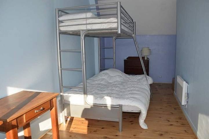 Gîte pour 4 personnes, avec jardin et terrasse à Saint-Vaast-la-Hougue - 2