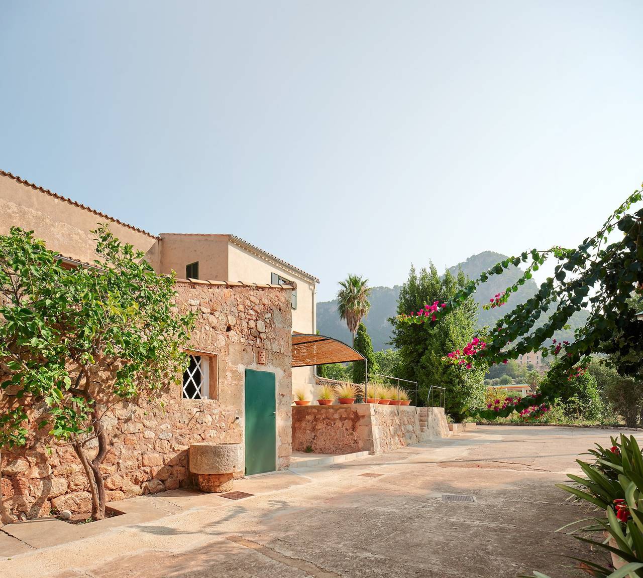 Holiday Home 'Sa Sinia' with Mountain View, Wi-Fi and Air Conditioning in Port de Valldemossa, Valldemossa
