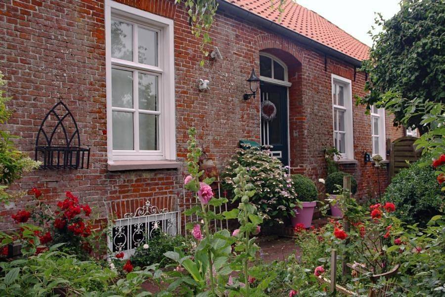 Ganze Wohnung, Alte Pastorei in Hinte, Landkreis Aurich