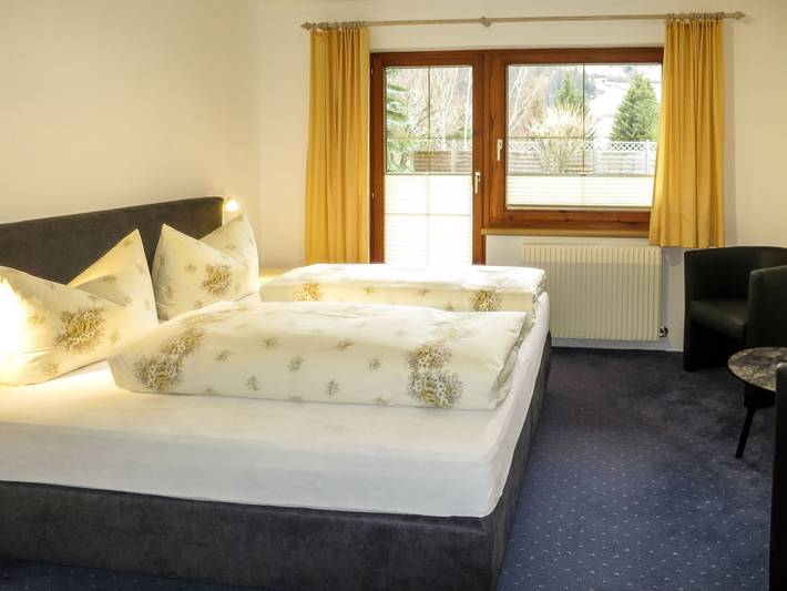 Ferienwohnung für 4 Personen, mit Terrasse und Garten in Pettneu am Arlberg - 3