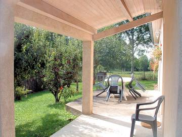 Gîte pour 5 personnes, avec jardin et terrasse dans le Puy-de-Dôme