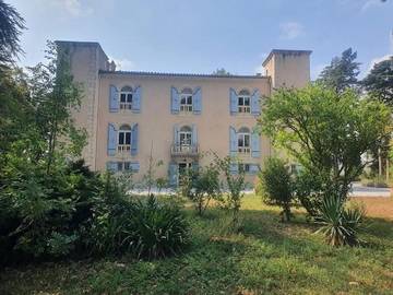 Gîte pour 20 personnes, avec jacuzzi et jardin ainsi que sauna et piscine, animaux acceptés à Mas-Saintes-Puelles
