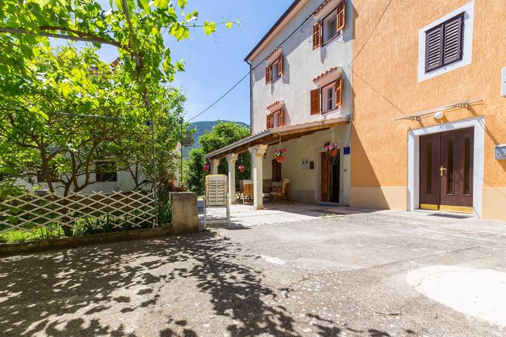 Ferienhaus Juliette 150m vom Strand in Nerezine, Lošinj (Kvarner Bucht)