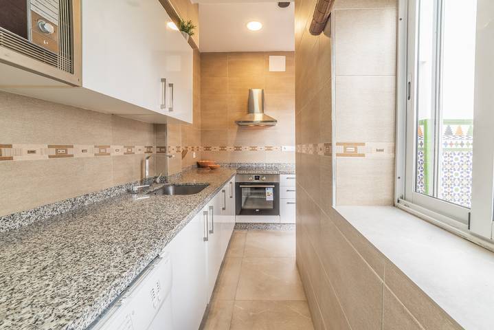 Home2Book Seville House with Private Rooftop in Nervión, Sevilla