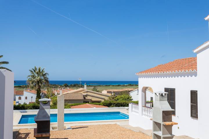 Villa for 4 people, with Garden in Platja Son Bou