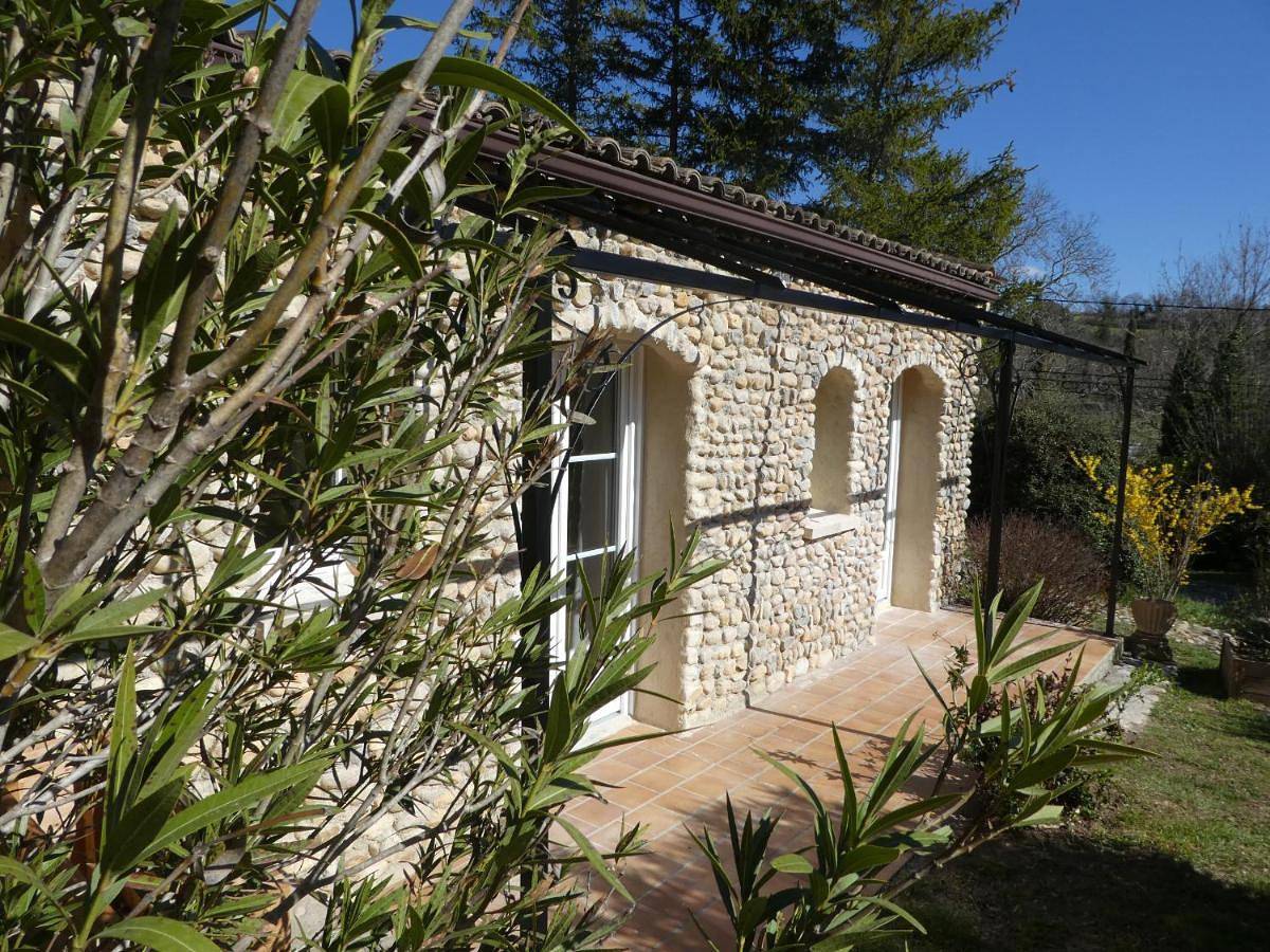 Two-Bedroom House in Valensole, Alpes-de-Haute-Provence