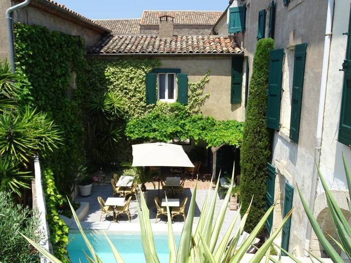 Location de vacances pour 2 personnes, avec terrasse et piscine à Montagnac - 2