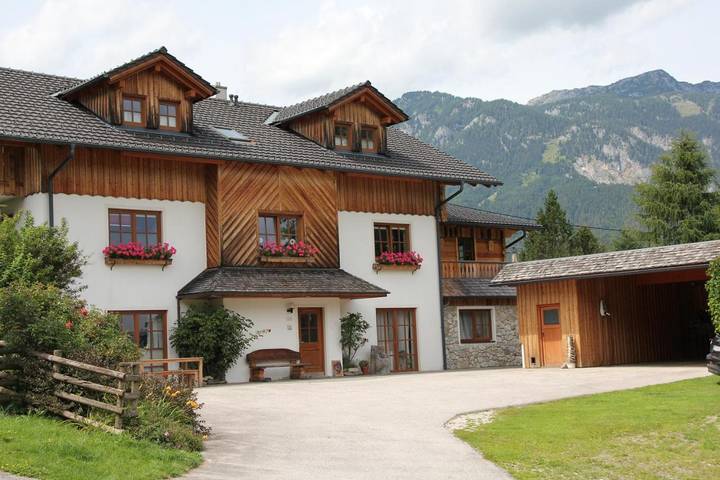 Ferienwohnung für 4 Personen, mit Ausblick und Garten