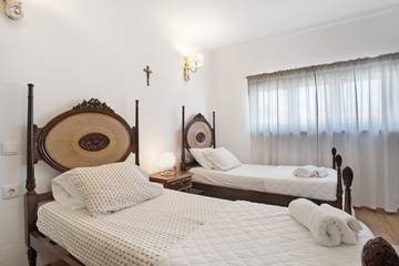Cottage pour 7 personnes, avec jardin et bassin pour enfant dans Ourém