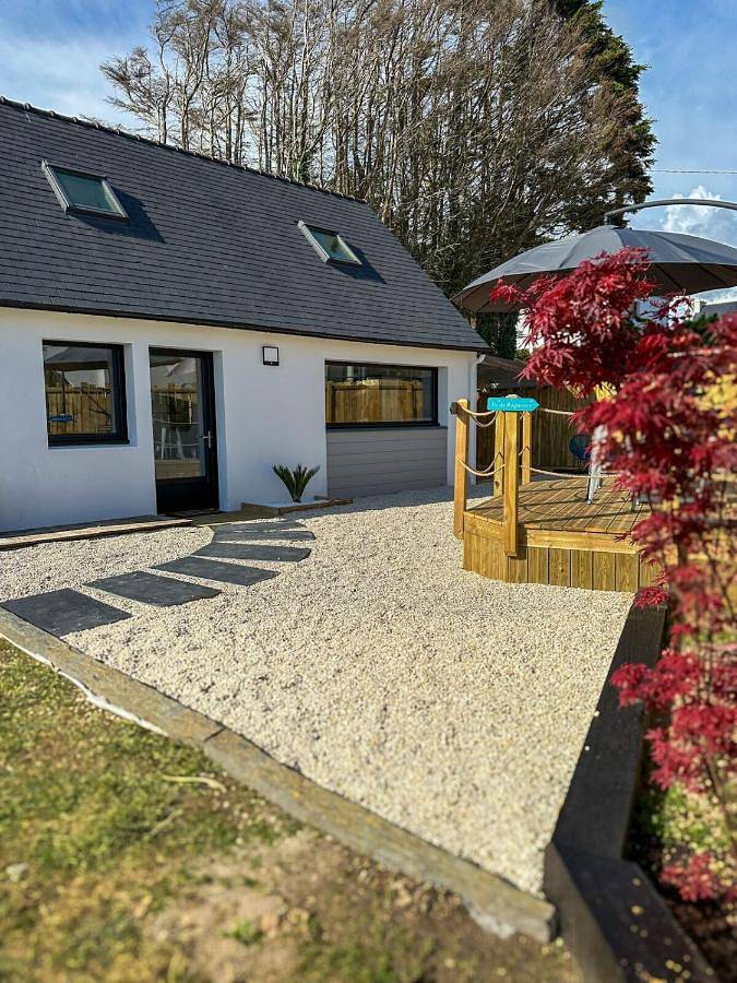 Location de vacances pour 5 personnes, avec terrasse ainsi que vue et jardin dans Raguénez - 2