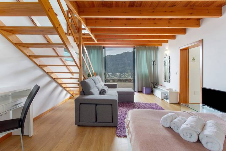 Ferienhaus 'Refugio Da Xamusca' mit Bergblick, Wlan und Klimaanlage in São Vicente (Madeira), Madeira