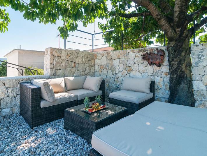 Villa Elin mit großem, privatem Pool in Seoca in Dalmatinisches Zagora