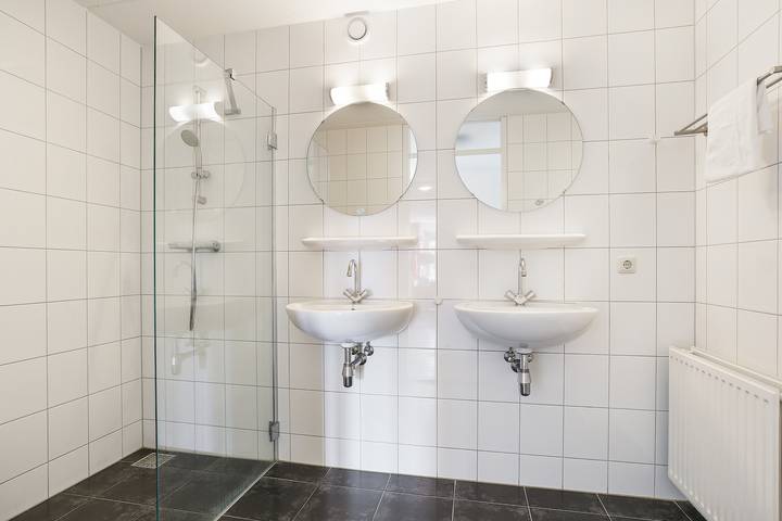 Bungalow für 16 Personen, mit Balkon/Terrasse und Terrasse am Veluwemeer - 4