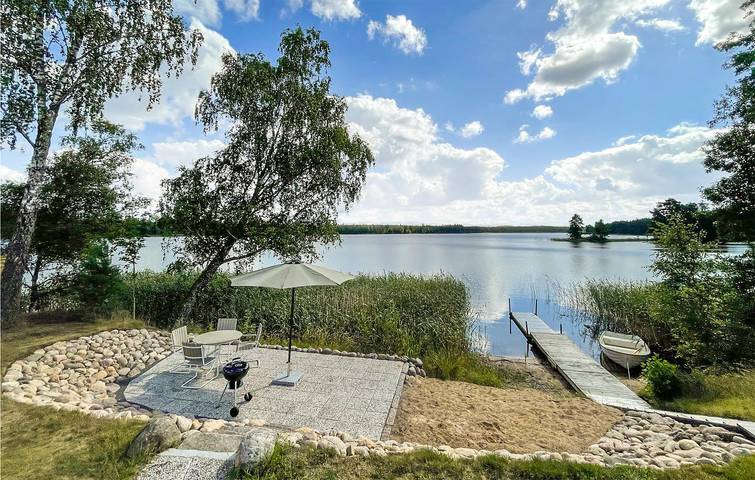 Hus för 4 Personer med trädgård in Vaggeryds region