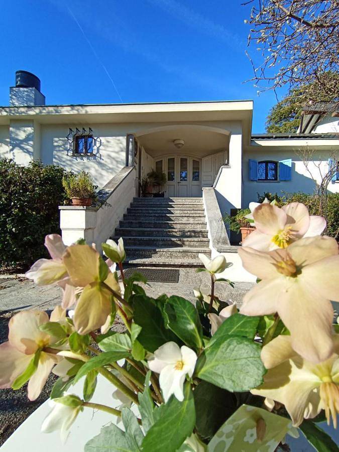 Chambre d’hôte pour 5 personnes, avec jardin et piscine, animaux acceptés à Somma Lombardo