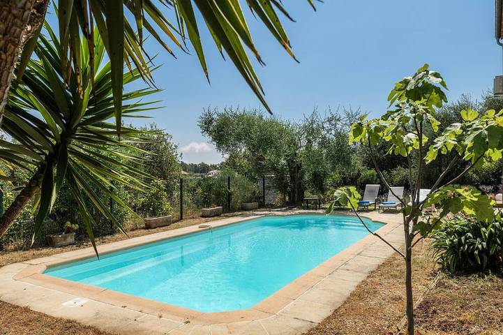 Villa für 4 Personen, mit Garten und Pool - 1