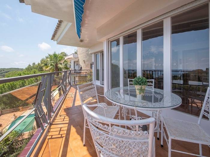 Ferienhaus für 8 Personen, mit Pool und Meerblick sowie Garten und Balkon in La Móra - 2