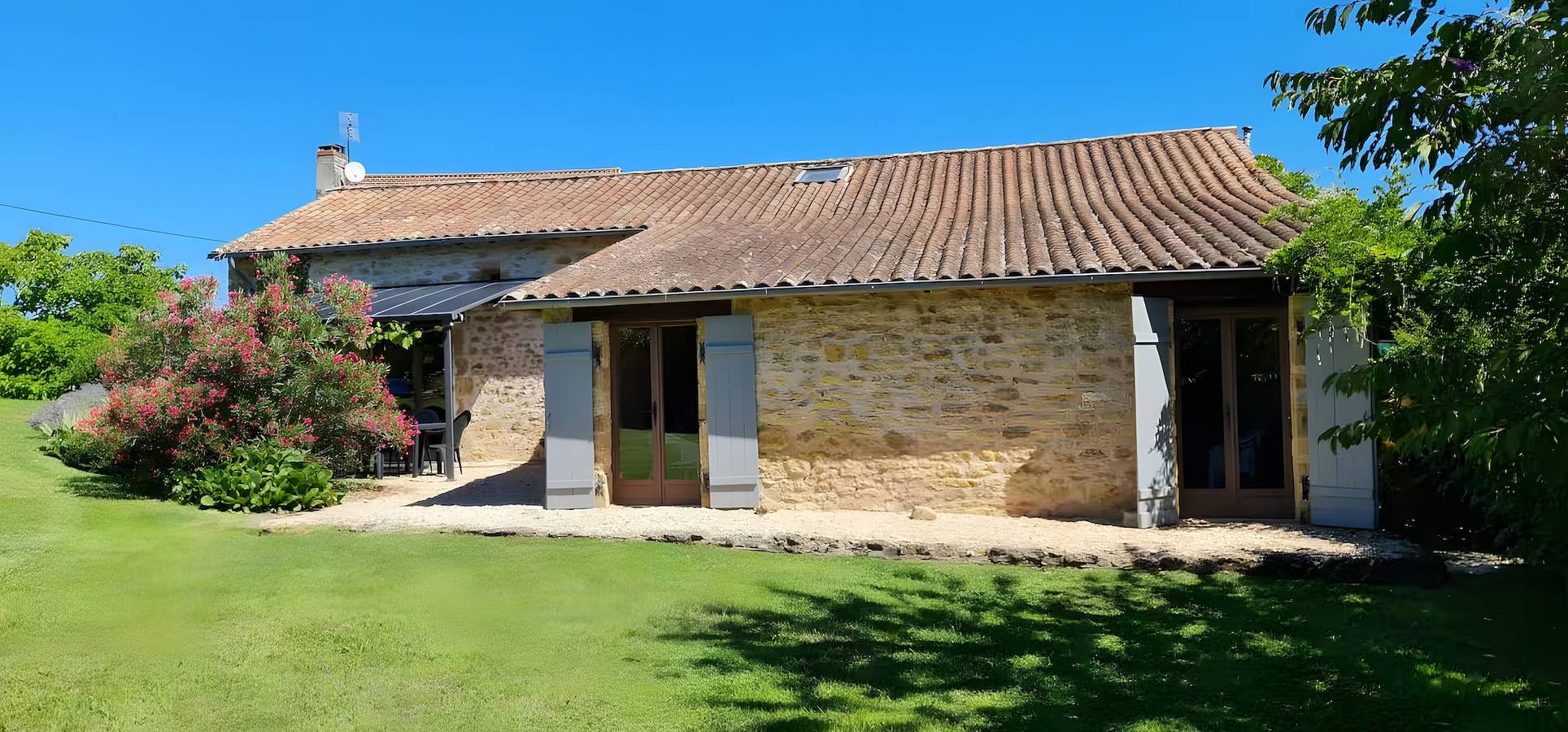 Gîte « Le Mas » avec piscine – Charme et nature au cœur du Périgord in Corgnac-sur-l'Isle, Périgord Vert