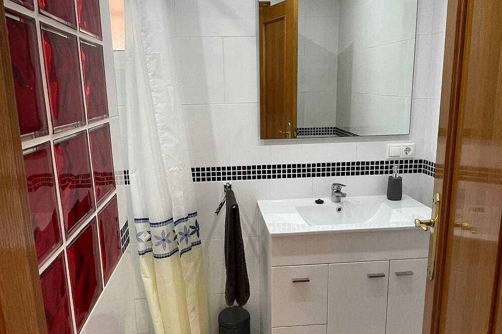 Beautiful villa with pool ideal for 1 or 2 families in Busot, Costa Blanca