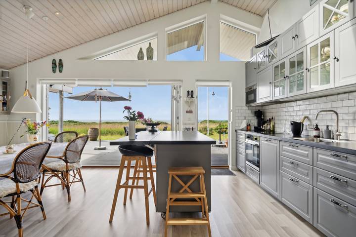 Fantastisches Ferienhaus mit Meerblick in Øerne, Ebeltoft