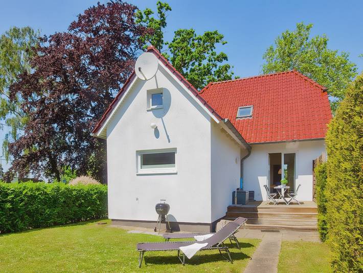 Ferienhaus für 4 Personen, mit Terrasse und Ausblick sowie Seeblick und Garten, mit Haustier in Heiligenhafen - 4