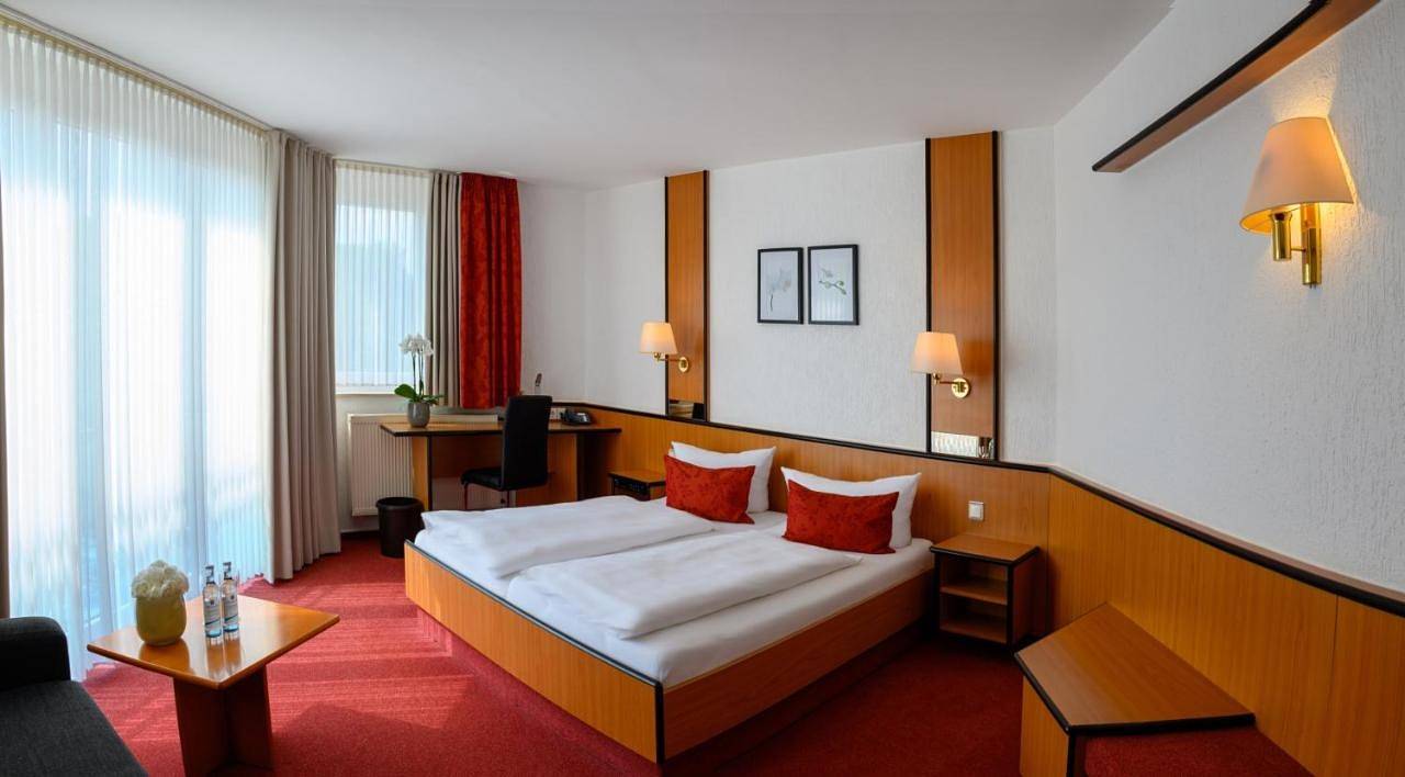 Hotel am Wasserfall in Lingen (Ems), Emsland