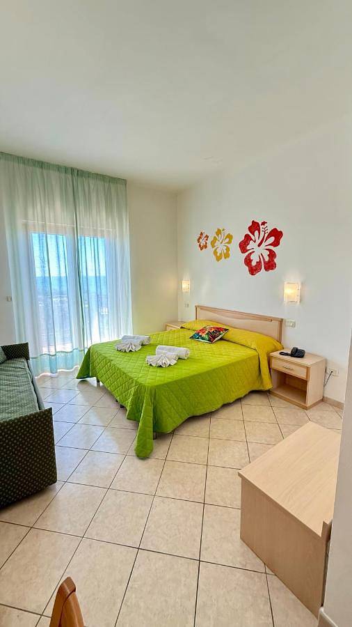 Ibisco Hotel in Spiaggia Due Pini, Rodi
