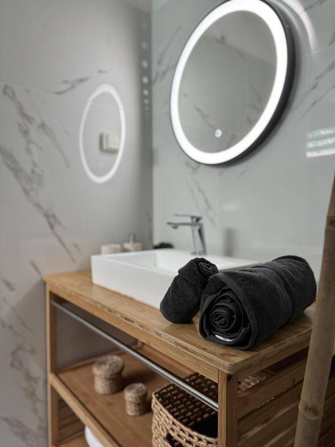 Gîte pour 4 personnes, avec jardin dans Plage de Folle Anse - 4