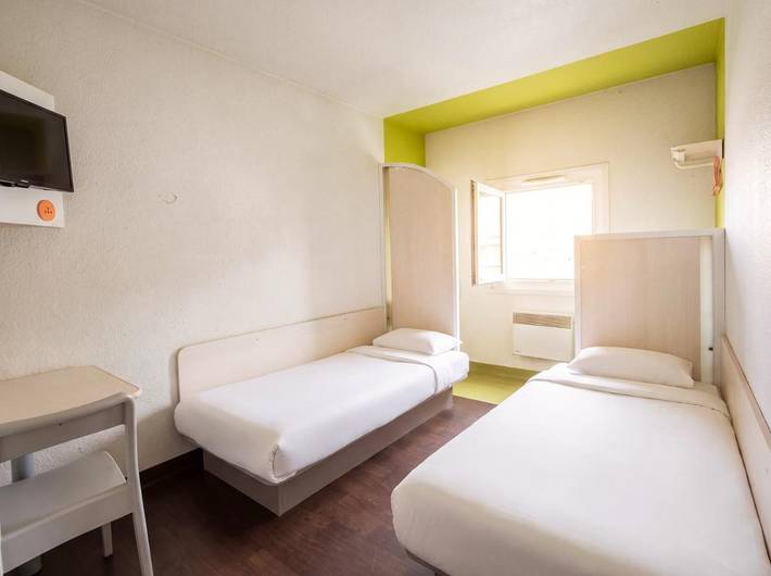 Hotel para 3 personas, con terraza, Se admiten mascotas - 1
