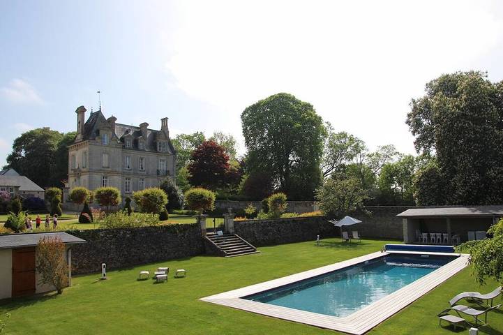 Location de vacances pour 15 personnes, avec jardin à Mosles