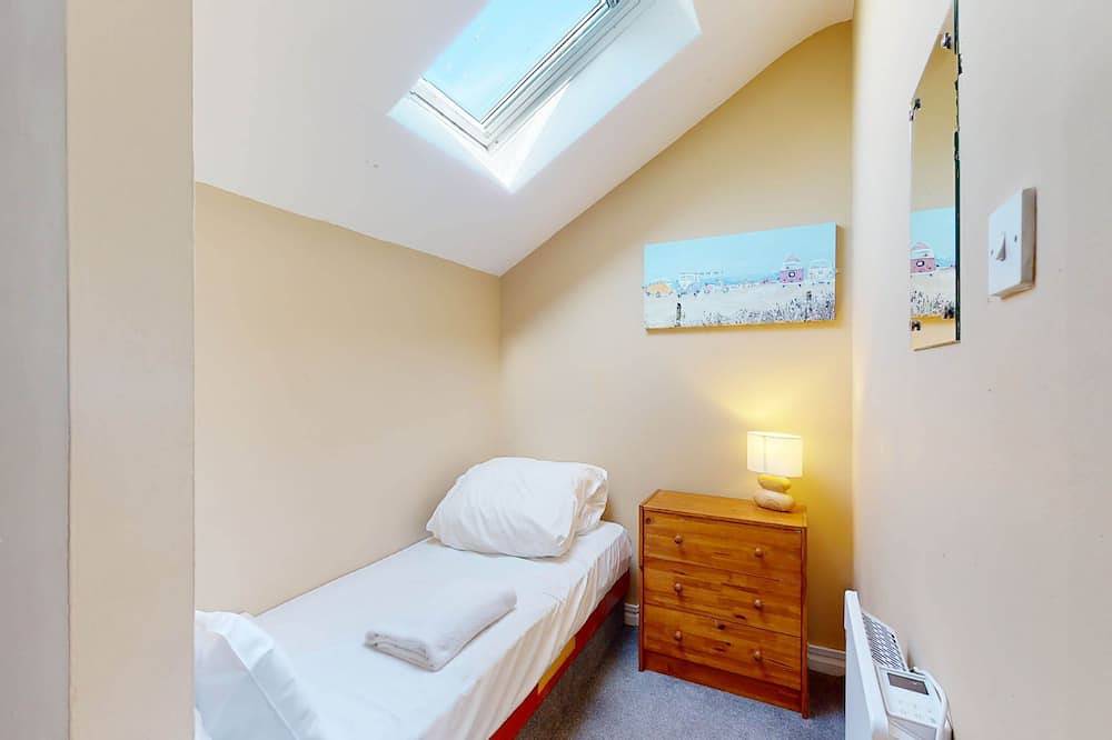 Entire apartment, 24 Strawberry Hill, Tolroy Manor in Hayle, Cornwall