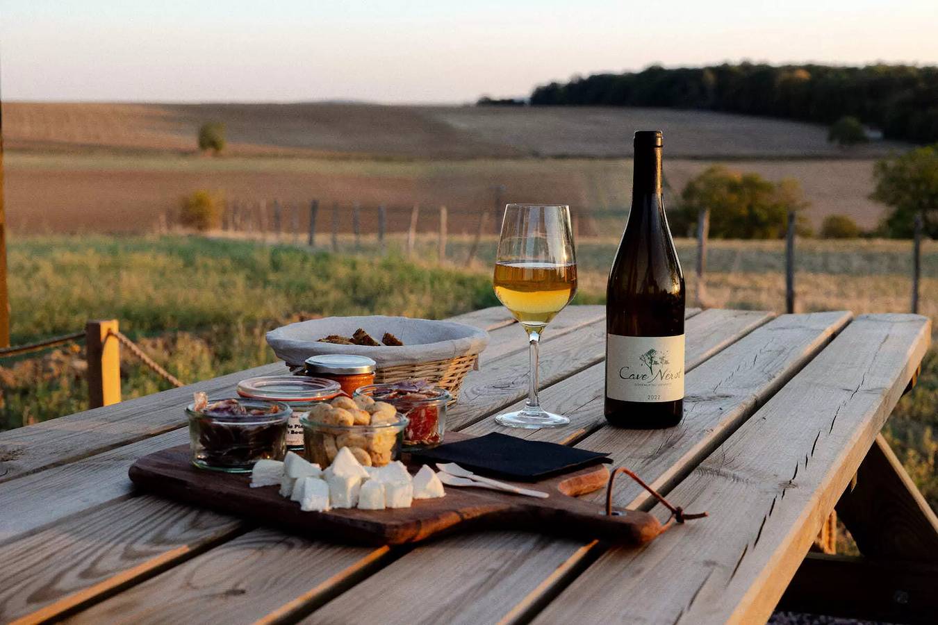 Ganze Wohnung, Tiny House Cave Nerot in den Weinbergen in der Nähe von Sancerre in Saint-Père (Nièvre), Loire-Tal