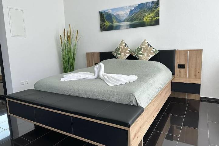 Ganze Wohnung, Elisas Appartement - Stilvolles Wohnen und pure Erholung genießen in Korntal-Münchingen, Landkreis Ludwigsburg