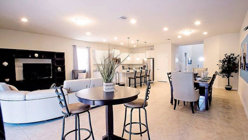 Maison de vacances pour 16 personnes, avec jacuzzi ainsi que piscine et jardin, animaux acceptés dans Floride