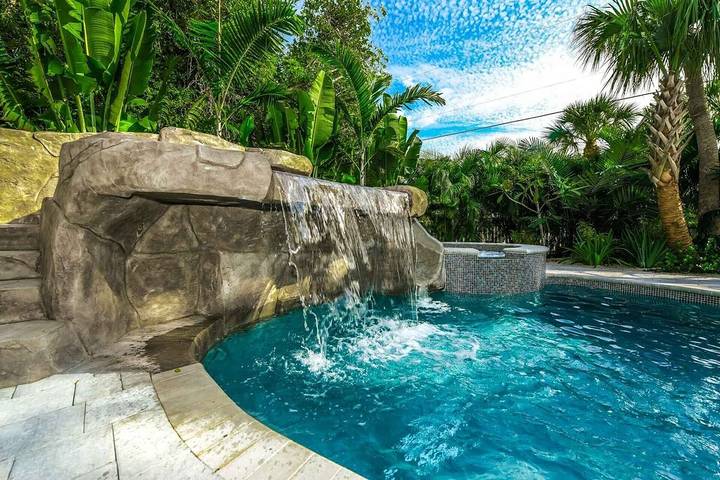 Vacation house for 22 people, with hot tub in Siesta Key
