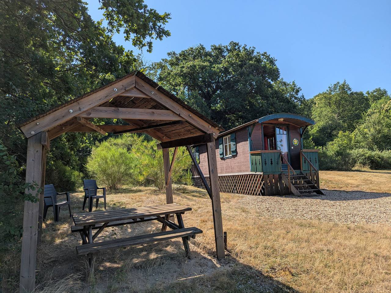 Komfortabler Zigeunerwagen im Herzen des Loiretals, ideal für Entspannung und Schlossbesichtigungen in Lion-en-Sullias, Loire-Tal