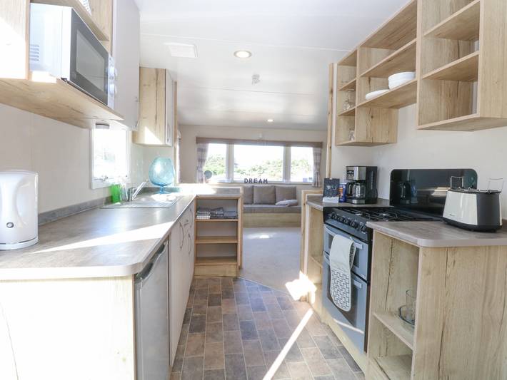 Caravan for 6 people, with garden in Norfolk