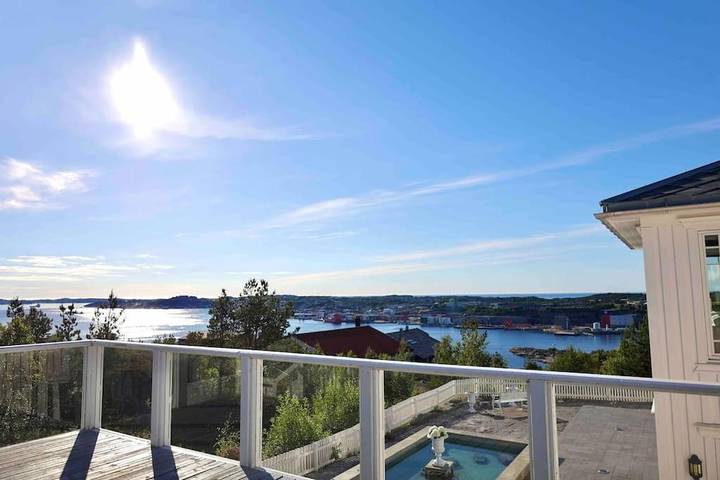 Ferienwohnung für 7 Personen, mit Balkon und Whirlpool sowie Terrasse und Garten in Kristiansund - 4