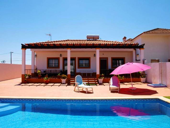 Chalet para 6 pessoas, com Varanda e Terraço e ainda Jardim and Piscina em Município de Elvas