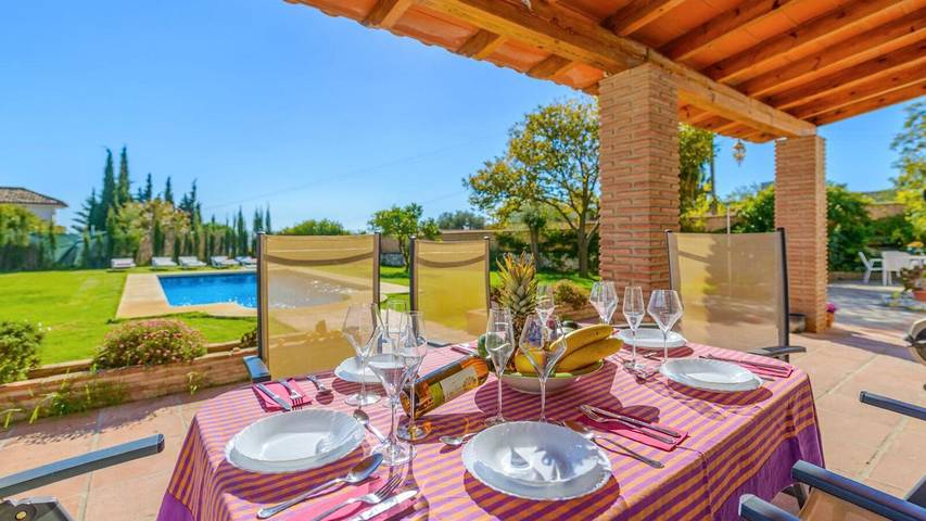 Finca für 10 Personen, mit Balkon/Terrasse und Pool in Mijas - 4