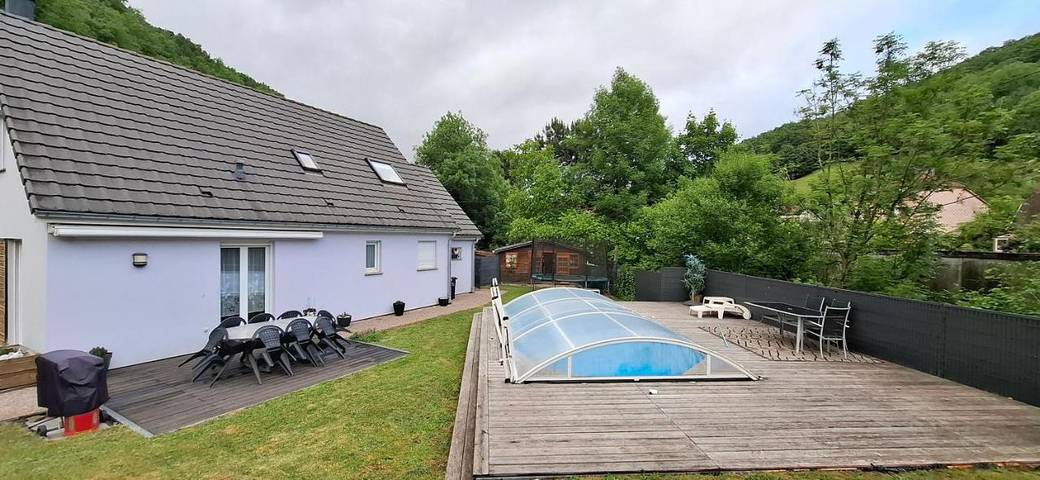 Maison de vacances pour 8 personnes, avec vue ainsi que piscine et jardin