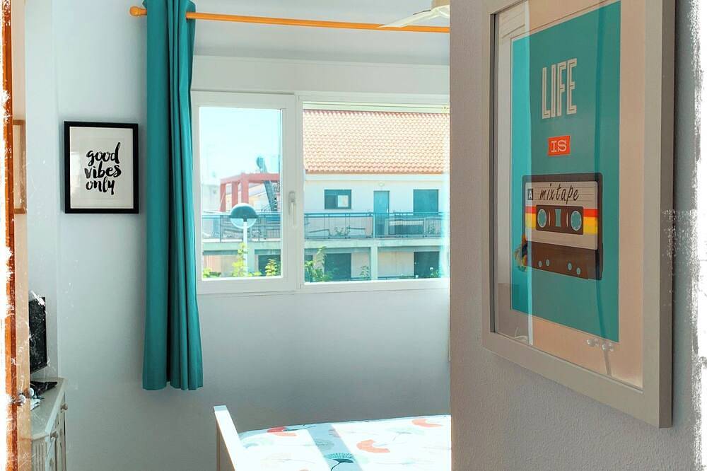 Entire apartment, Very Special Modern 2 Bedroom, 2 Bathroom Penthouse Apartment with Huge Terrace in Alcossebre, Alcalà de Xivert