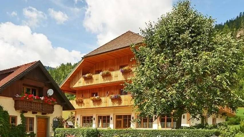 Bauernhof für 5 Personen, mit Garten und Sauna sowie Balkon im Lungau - 2